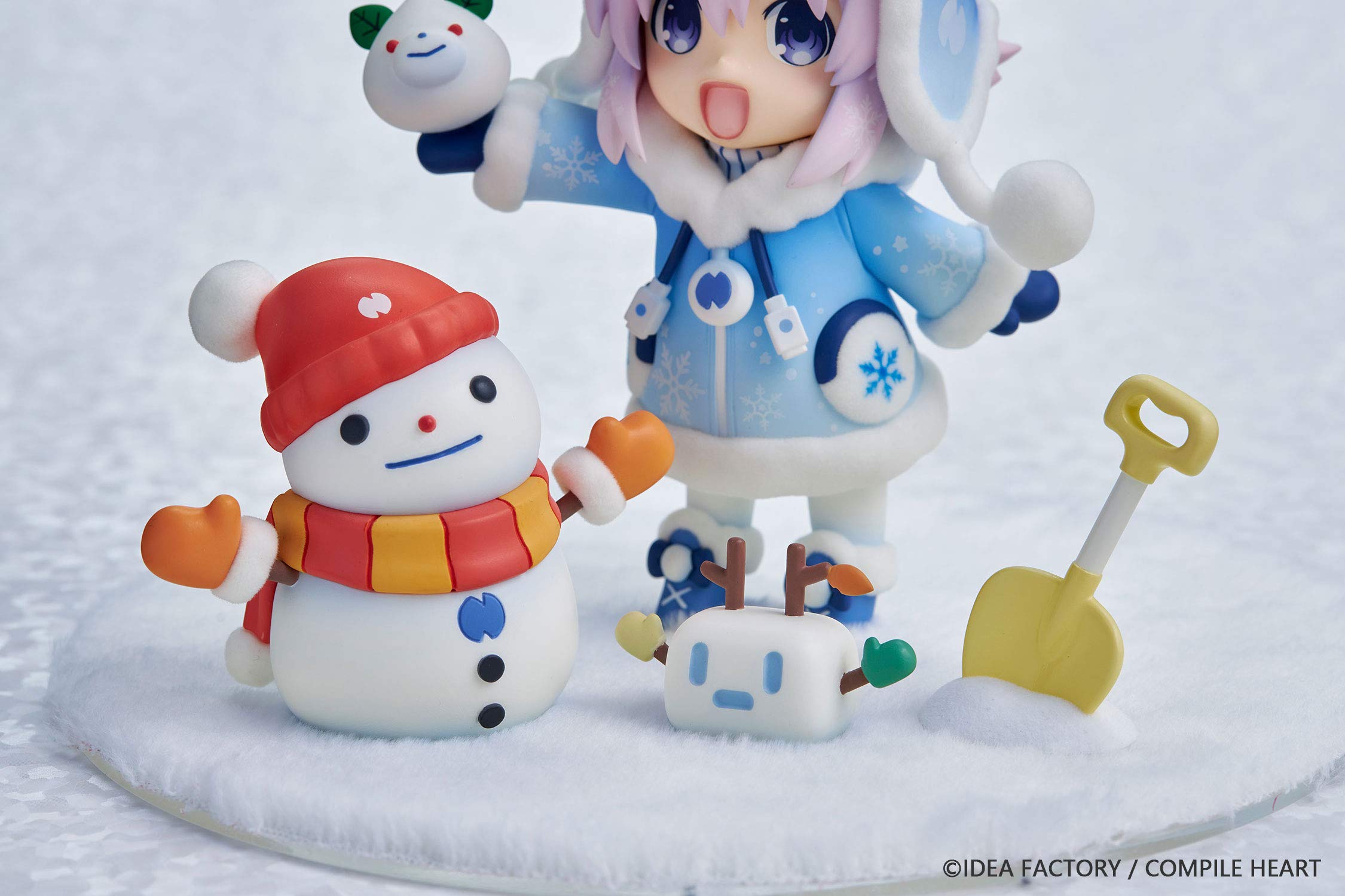 でかちっちゃ！ 雪ねぷ のーまるばーじょん Amazon | でかちっちゃ! 雪ねぷ ふわふわばーじょん 全高約180mm